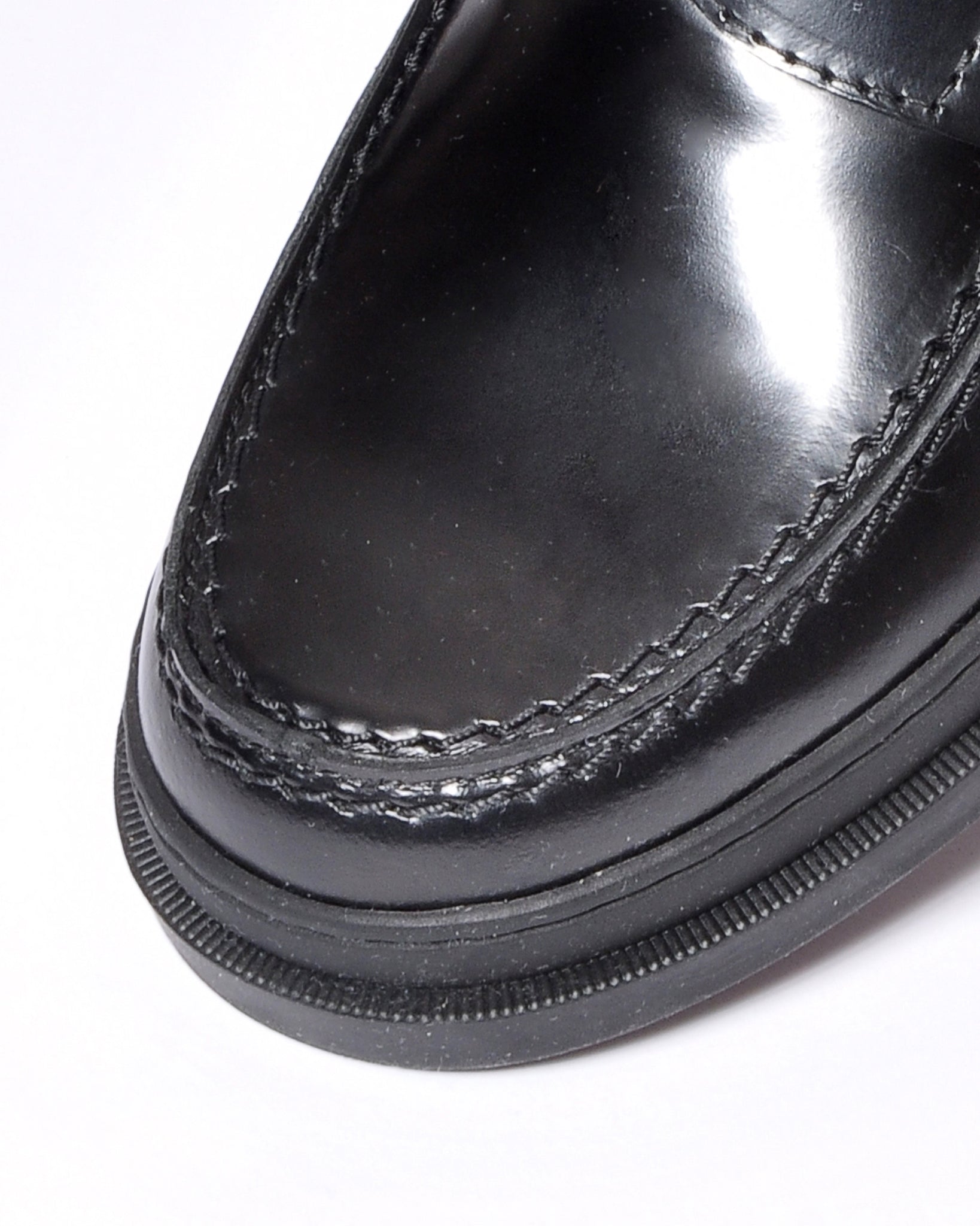 Zapato Escolar Mocasín de Piel Negro Antic Brillo Unisex